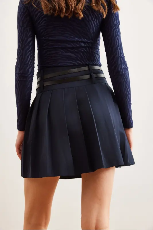 Women's Navy Blue Double Belted Pleated Mini Woven Skirt - 7