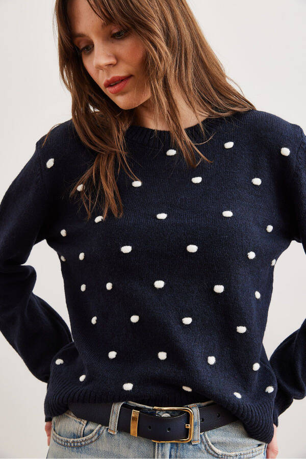 Women's Navy Blue Pompom Knitted Sweater KZK-19000923 - 5