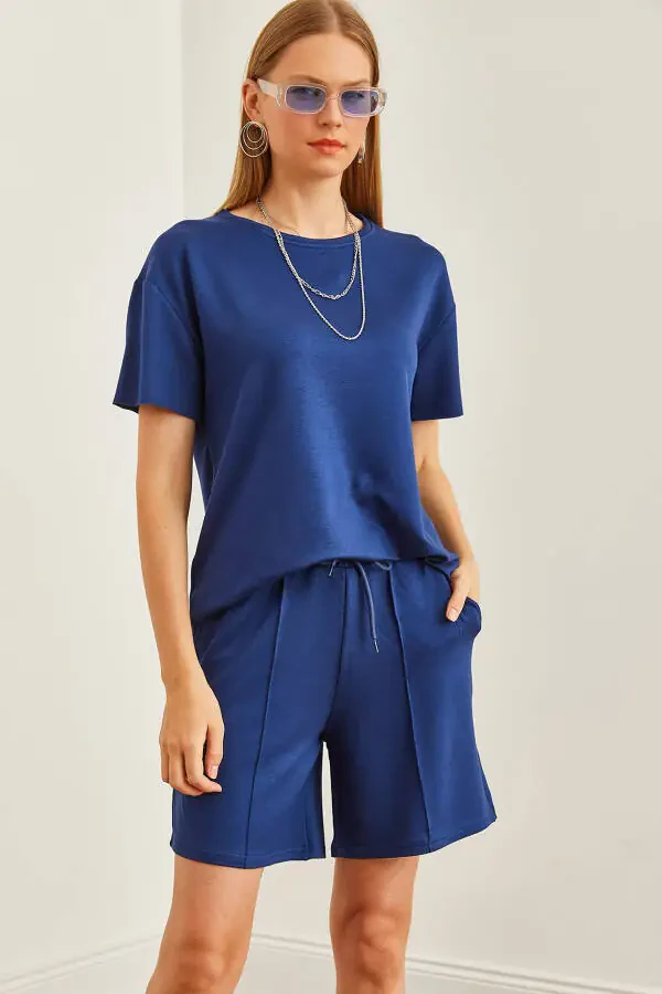 Women's Navy Blue Upper Oval T-shirt, Lower Shorts with Pockets Set TKM-19000303 - 1