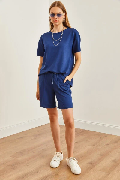 Women's Navy Blue Upper Oval T-shirt, Lower Shorts with Pockets Set TKM-19000303 - OLALOOK (1)