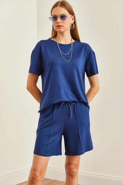 Women's Navy Blue Upper Oval T-shirt, Lower Shorts with Pockets Set TKM-19000303 - 3