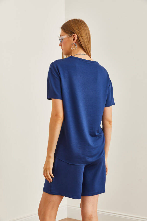 Women's Navy Blue Upper Oval T-shirt, Lower Shorts with Pockets Set TKM-19000303 - 13
