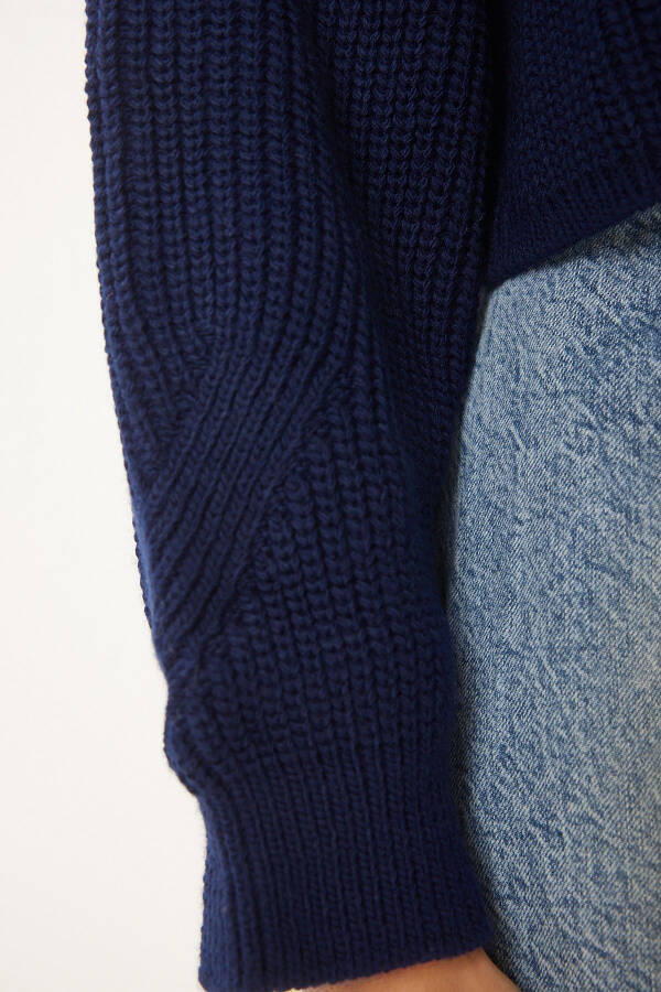 Women's Navy Blue Zippered Turtleneck Knit Sweater - 7