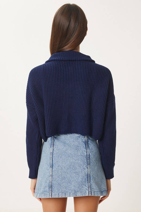 Women's Navy Blue Zippered Turtleneck Knit Sweater - 8