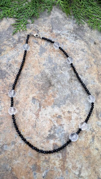 Women's Necklace with Black Crystal Stone Design - 2