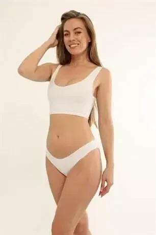 Women's No-Show Seamless Laser Cut Panty 3-Pack Assorted Colors - 19