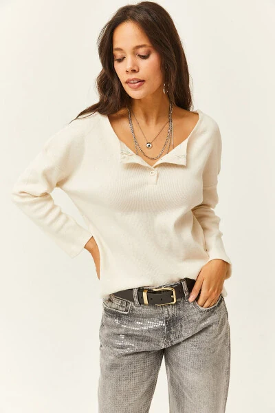 Women's Oatmeal Button-Down Thistle Relaxed Sweater KZK-19000721 - 3