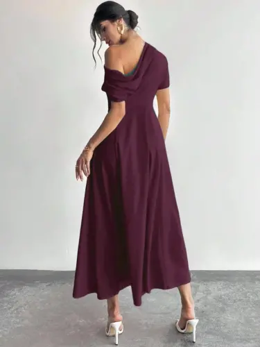 Women's Off-Shoulder Short Sleeve Pleated Long Shimmer Crepe Dress - 5