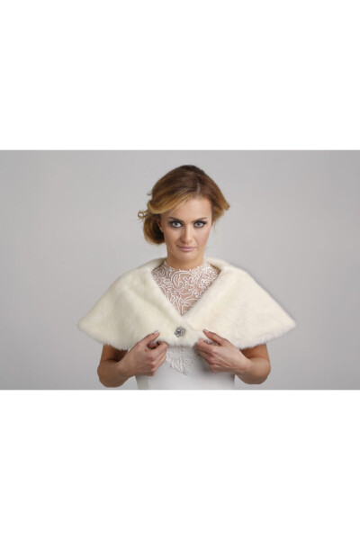 Women's Off-White Bridal Bolero Fur - 1