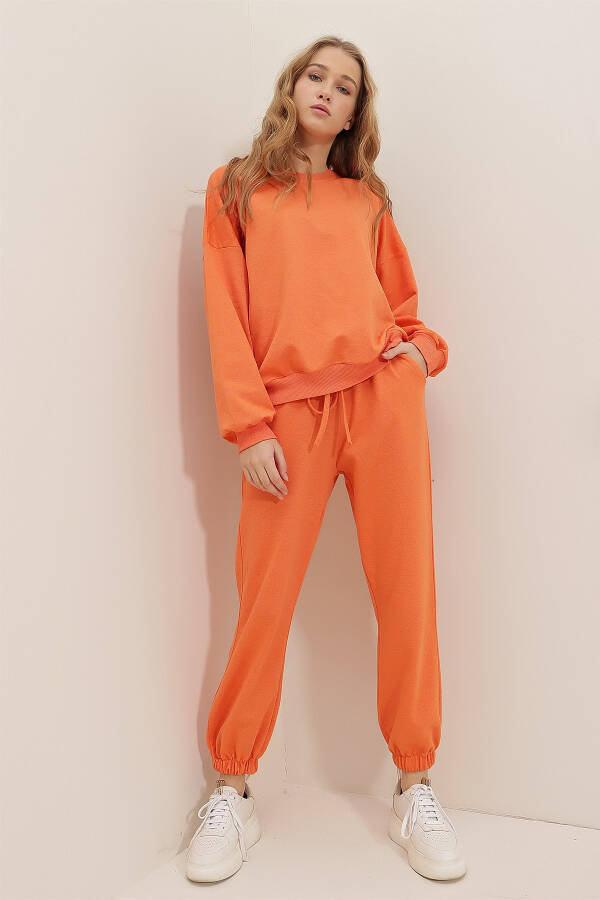 Women's Orange Crew Neck Elastic Waist and Cuff Two-Thread Basic Tracksuit ALC-507-669-001 - 5