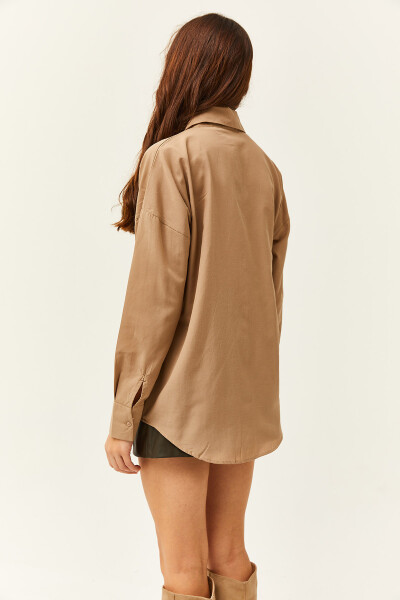 Women's Oversized Shirt with Vison Pocket and Staple Detail GML-19001167 - 5