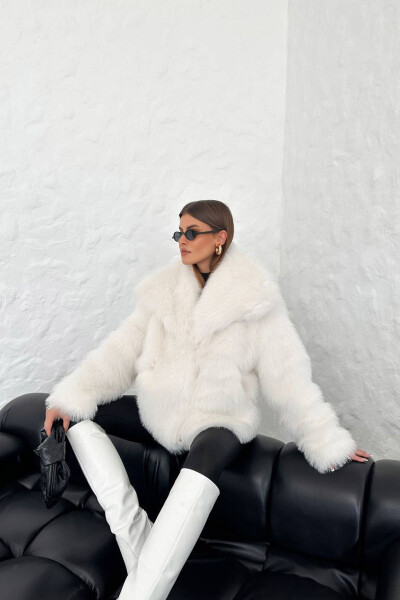 Women's Oversized Snap-Button Fur Coat Nbg037 - 2