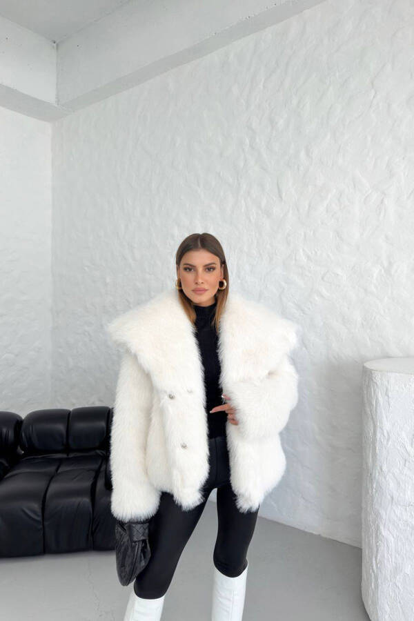 Women's Oversized Snap-Button Fur Coat Nbg037 - 4