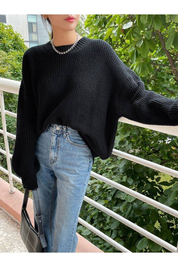 Women's Oversized Sweater - 4