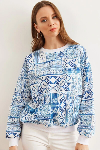 Women's Patch Blue Basic Soft Textured Loose Sweatshirt SWT-19000457 - OLALOOK