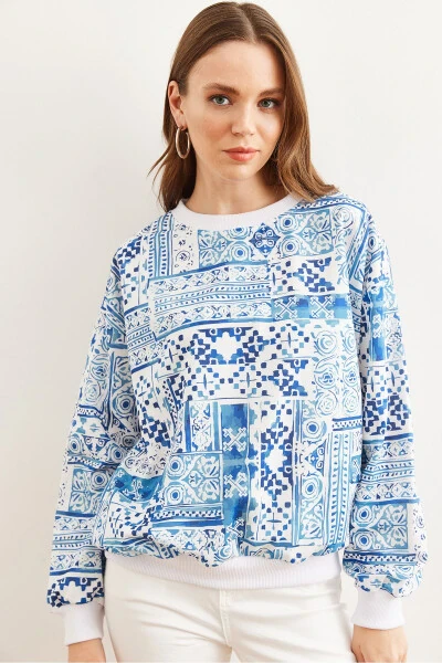 Women's Patch Blue Basic Soft Textured Loose Sweatshirt SWT-19000457 - OLALOOK (1)