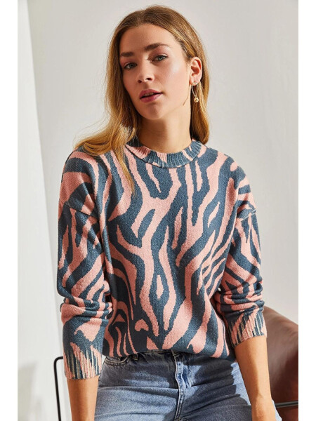 Women's Patchwork Knit Sweater-Gray - 5