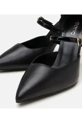 Women's Patent Leather Belted Stiletto - 3