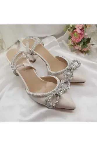 Women's Pearl Broken White 7 Cm Stiletto Bridal Shoes with Jeweled Bow - PEARL WHITE - LİNEER (1)