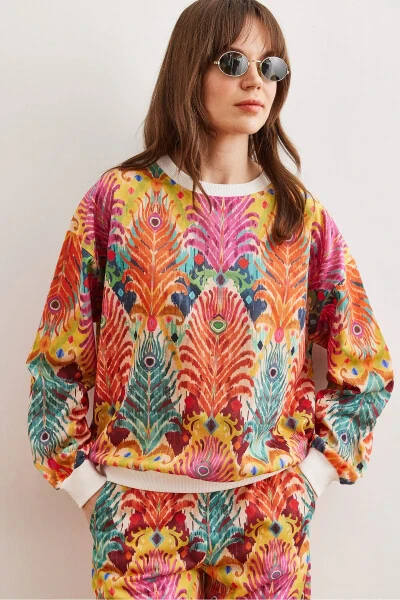 Women's Pine Multicolor Basic Soft Touch Oversized Sweatshirt SWT-19000457 - Olalook (1)