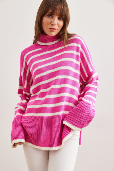 Women's Pink Crew Neck Slit Striped Knitted Sweater KZK-19000926 - 3