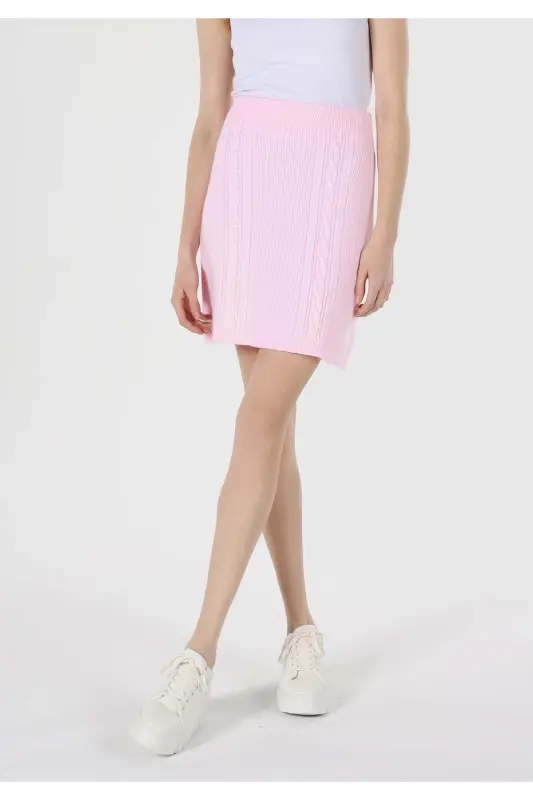 Women's pink knit skirt - 4
