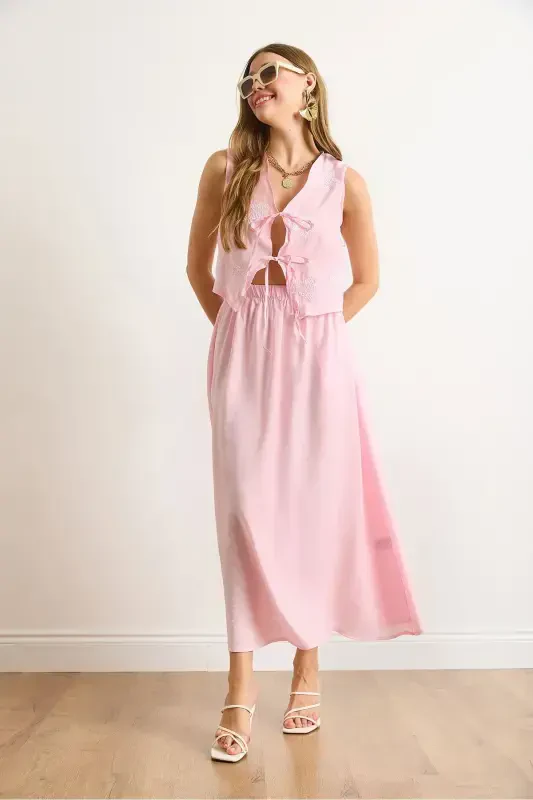 Women's Pink Modal Top Embroidered Vest Skirt with Bottom Pockets - 4