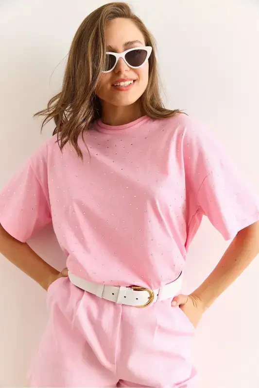 Women's Pink Print Stone Detailed Regular Fit T-shirt T - OLALOOK