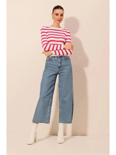 Women's Pink Striped Crew Neck Knit Sweater - 10