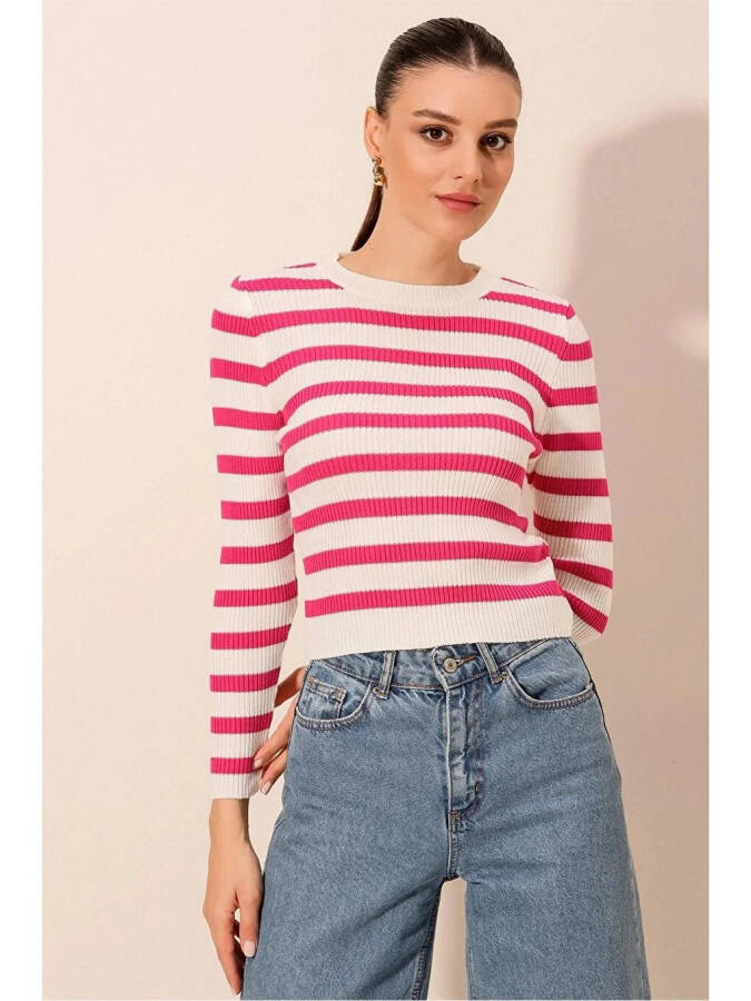 Women's Pink Striped Crew Neck Knit Sweater - 2