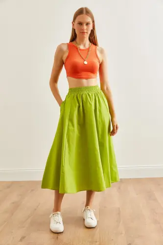 Women's Pistachio Green Pocketed Elastic Waist Midi Woven - OLALOOK (1)