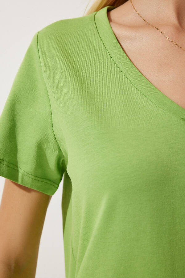 Women's Pistachio Green V-Neck Basic Knit T-Shirt UB00261 - 4