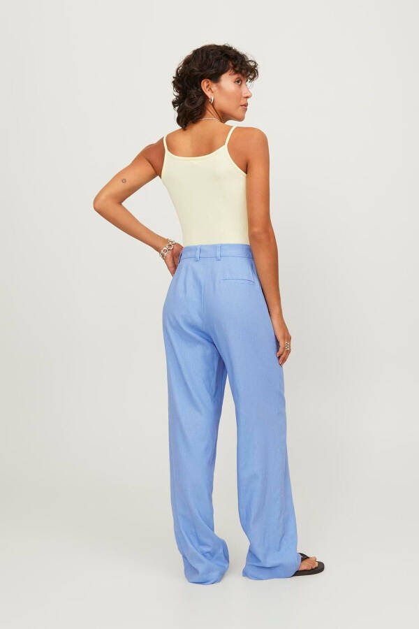 Women's Pleated Linen Pants - Mary Brand. - 1