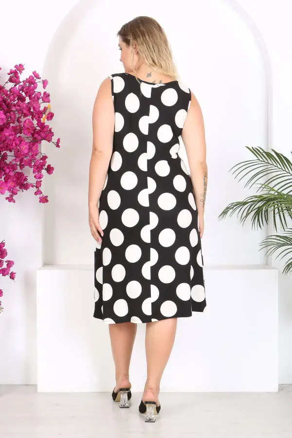 Women's Plus Size Black and White Polka Dot Strapless Dress - 6