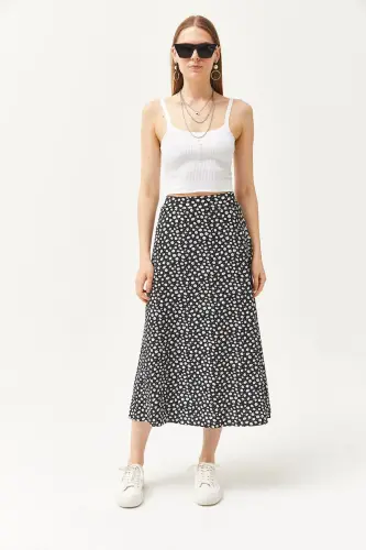 Women's Plus Size Daisy Black Elastic Waist Patterned Midi Skirt - 2