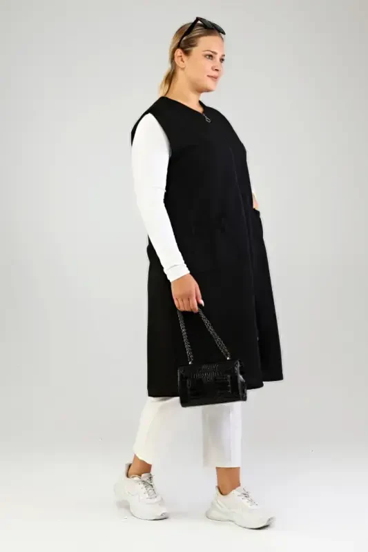 Women's Plus Size Long Sleeveless Zippered Vest Black - 6