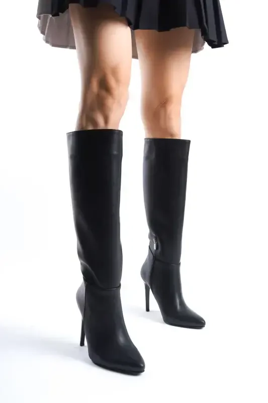 Women's pointed toe, half-zip, stiletto heel boots. - 4