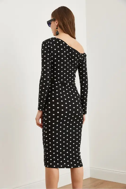 Women's Polka Dot Black Boat Neck Knitted Mini Dress E - 7