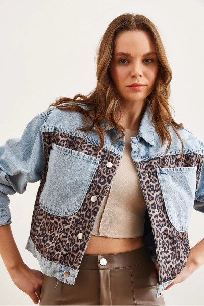 Women's Premium Denim Jacket with Leopard Detail and Blue Pockets - 2