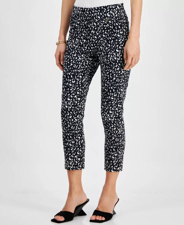 Women's Printed Capri Pants, Created for Modazone Micro Spots B - 8