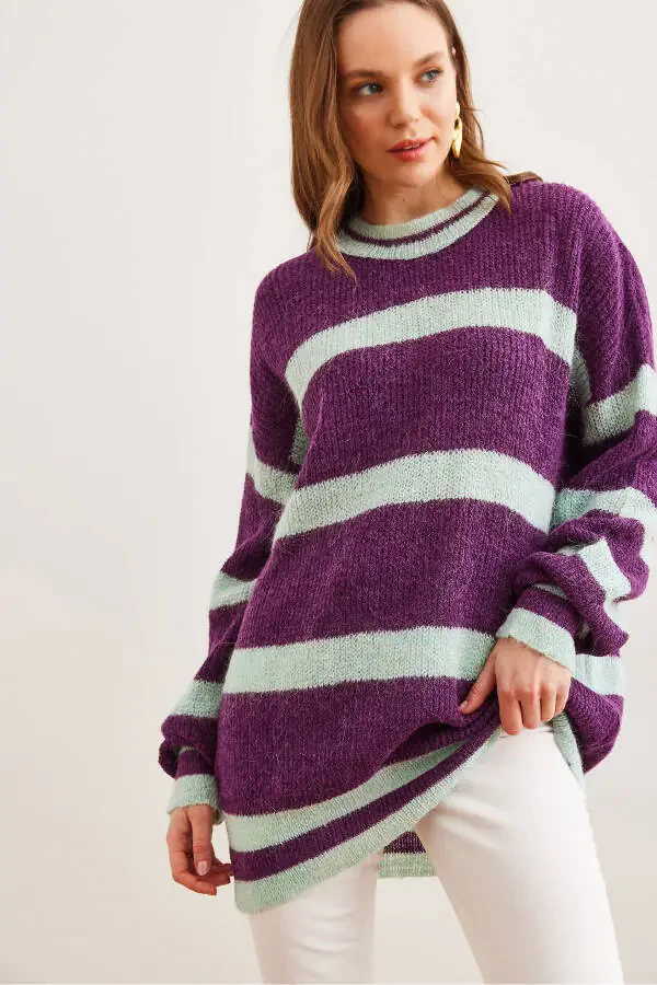Women's Purple Striped Crew Neck Pullover Sweater KZK-19000916 - 1