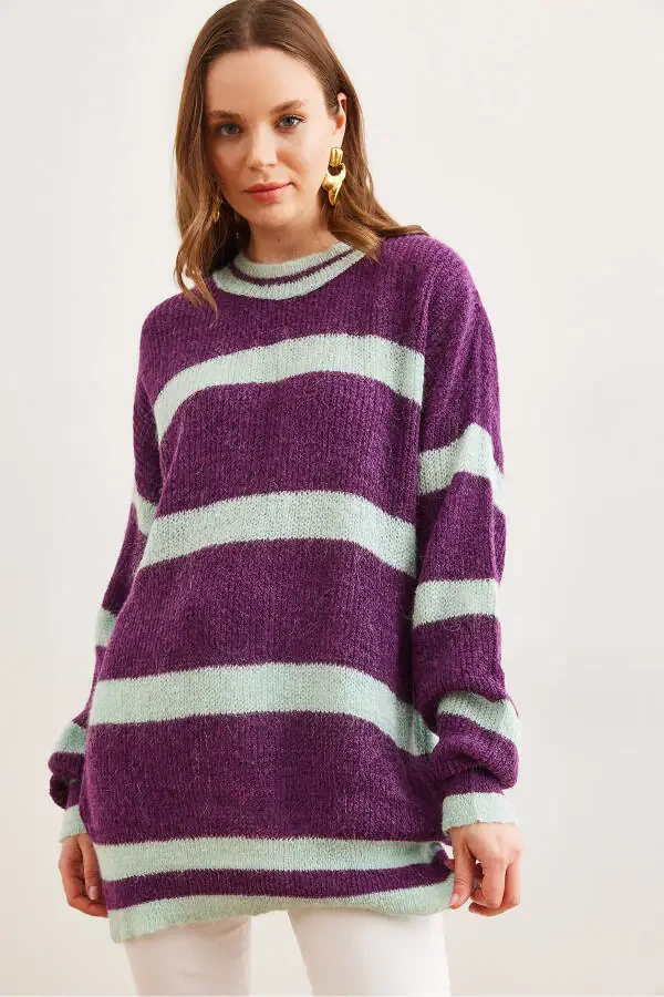 Women's Purple Striped Crew Neck Pullover Sweater KZK-19000916 - 3