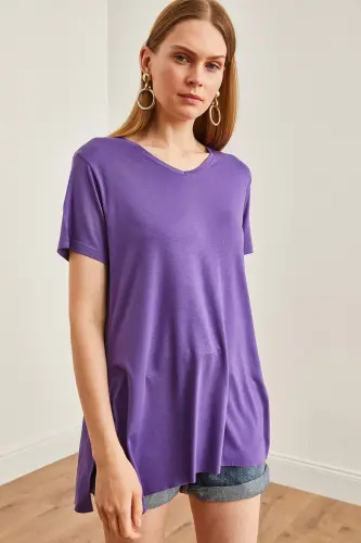 Women's Purple V-Neck Slit Side Oversized Loose T-Shirt - 3