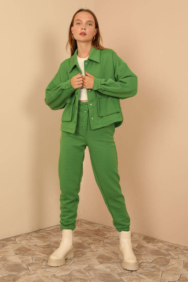 Women's Quilted Fabric Ankle Length Full Fit Snap Detail Pants - Green - 2