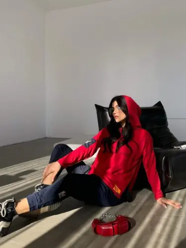 Women's Red Hooded Skirt Hem Detail Crest Reverse Stitch Appearance Two Piece Set - BÜYÜKBEDENIZ (1)