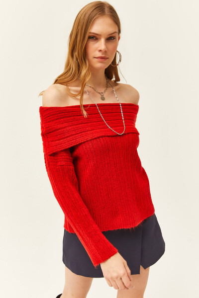 Women's Red Madonna Neck Soft Textured Knit Sweater KZK-19000708 