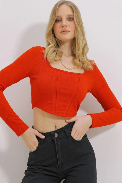 Women's Red Square Neck Front Stitch Crop Blouse ALC-X11437 - TREND ALAÇATI STILI
