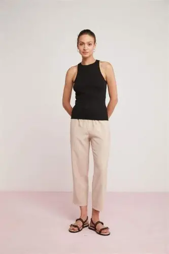 Women's Ribbed Look T-Shirt Halter Neck Black Tank Top - 3