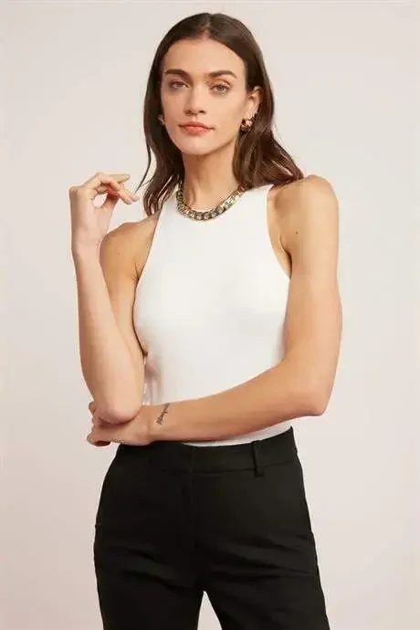 Women's Ribbed Look T-shirt Halterneck White Tank Top - 2