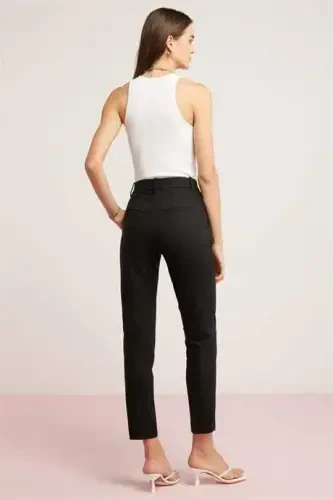 Women's Ribbed Look T-shirt Halterneck White Tank Top - 8